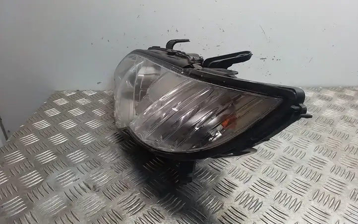 Subaru Outback (2007 - 2009) Передняя фара — фото 4