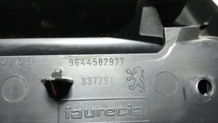 Peugeot 407 (2004 - 2011) 9644582977 Прочие детали салона — фото 5