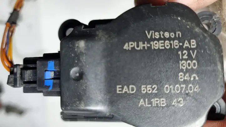 Peugeot 407 (2004 - 2011) 4PUH19E616AB Двигатель задвижки потока воздуха — фото 3