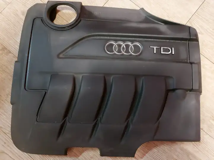 Audi A3/S3 8P (2004 - 2008) 03L103925D Крышка двигателя декоративная — фото 6