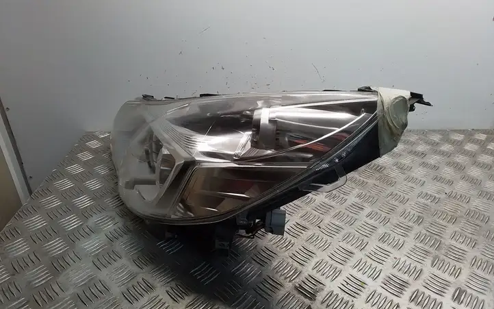Subaru Legacy (2009 - 2013) Передняя фара — фото 2