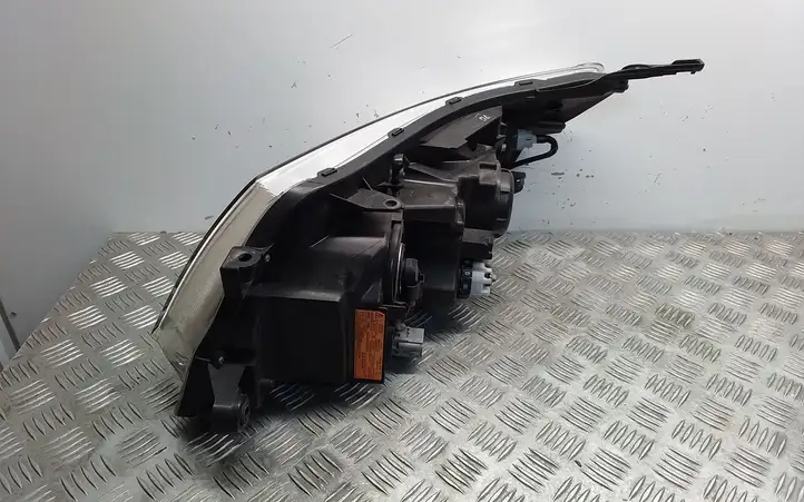 Subaru Forester SH (2008 - 2013) Передняя фара — фото 4
