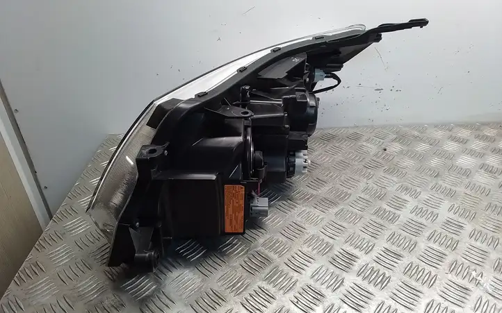 Subaru Forester SH (2008 - 2013) Передняя фара — фото 4