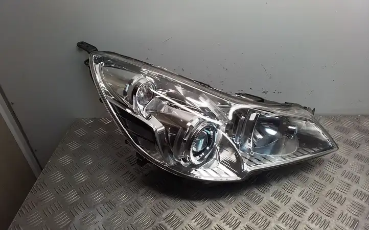 Subaru Legacy (2009 - 2013) 10020064 Передняя фара — фото 1