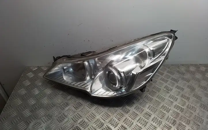 Subaru Legacy (2009 - 2013) 10020064 Передняя фара — фото 1