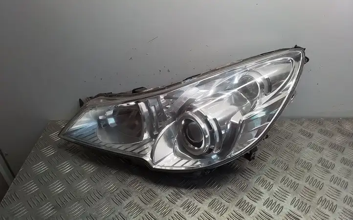 Subaru Legacy (2009 - 2013) Передняя фара — фото 1