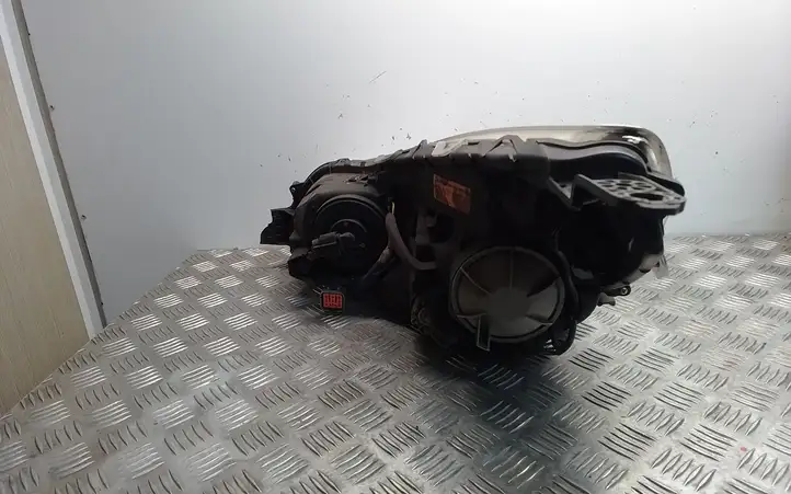 Subaru Legacy (2009 - 2013) 10020064 Передняя фара — фото 3