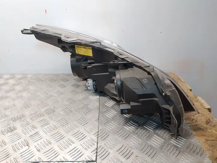 Subaru Legacy (2009 - 2013) 10020064 Передняя фара — фото 2