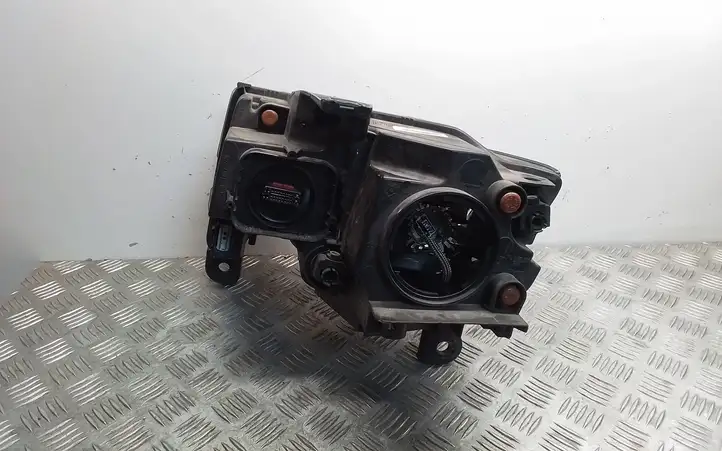 Jeep Grand Cherokee (2010 - 2021) Передняя фара — фото 3
