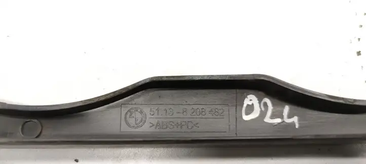 BMW 3 E46 (1998 - 2005) 51138208482 Окантовка фары — фото 2