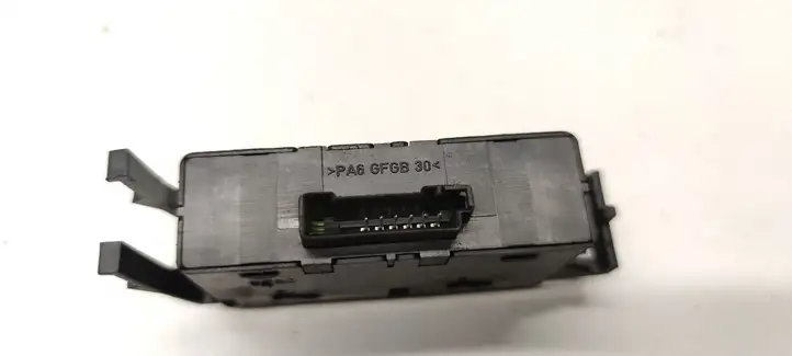 BMW 3 E46 (1998 - 2005) 61318381514 Кнопка стеклоподъемников — фото 4