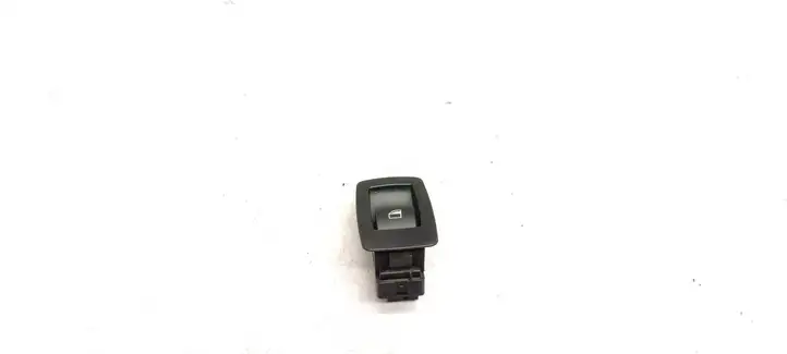 BMW 5 E60 E61 (2004 - 2010) 9113773 Кнопка стеклоподъемников — фото 1