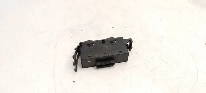 BMW 3 E46 (1998 - 2005) 61318381514 Кнопка стеклоподъемников — фото 4