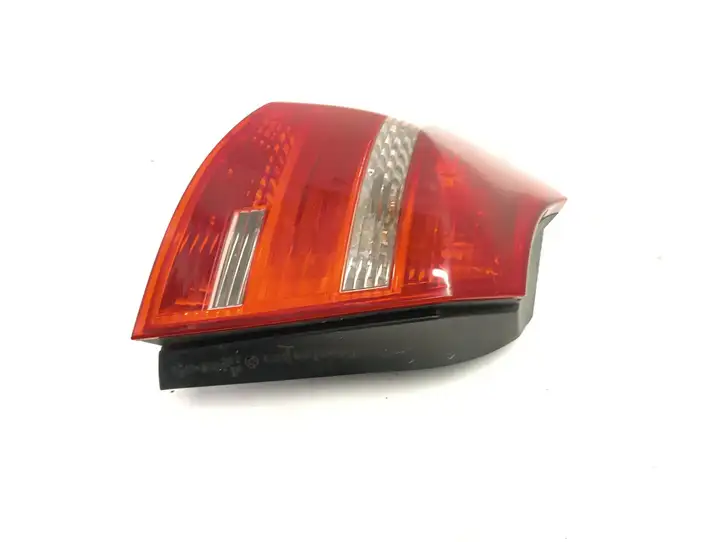 BMW 1 E81 E87 (2004 - 2011) 718495505 Задний фонарь в кузове — фото 2
