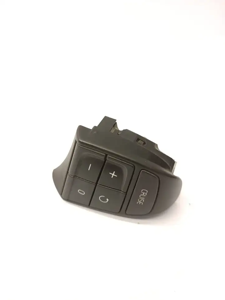 Volvo V50 (2008 - 2012) 30739638 Кнопки на рулевом колесе — фото 1