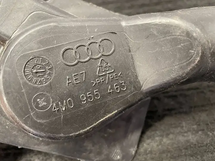Audi Q7 4M (2015 - ) 4M0955463 Горловина бачка омывателя — фото 4