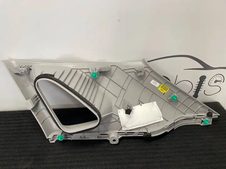 Hyundai Kona I (2017 - 2022) 85850-J9000 Верхняя обшивка стойки D — фото 7