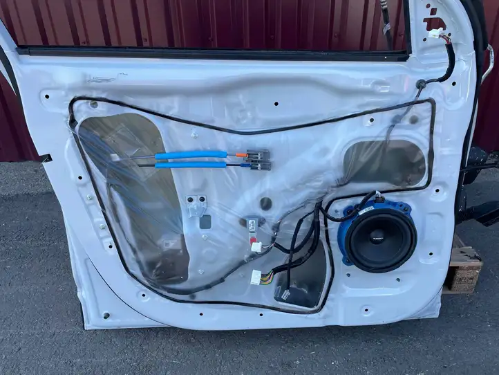 Hyundai Kona I (2017 - 2022) Дверь — фото 3
