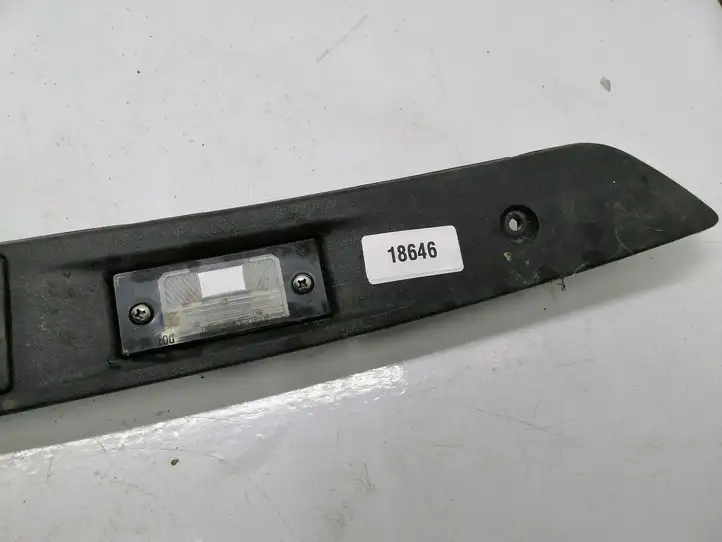 Volkswagen Tiguan (2007 - 2011) 5N0827566 Подсветка номера — фото 3