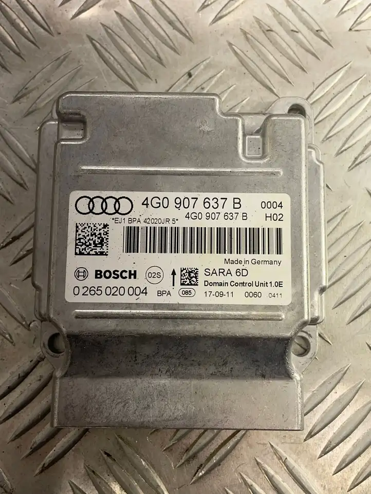 Audi A6 C7 (2011 - 2014) 4G0907637B Блок управления ESP — фото 1
