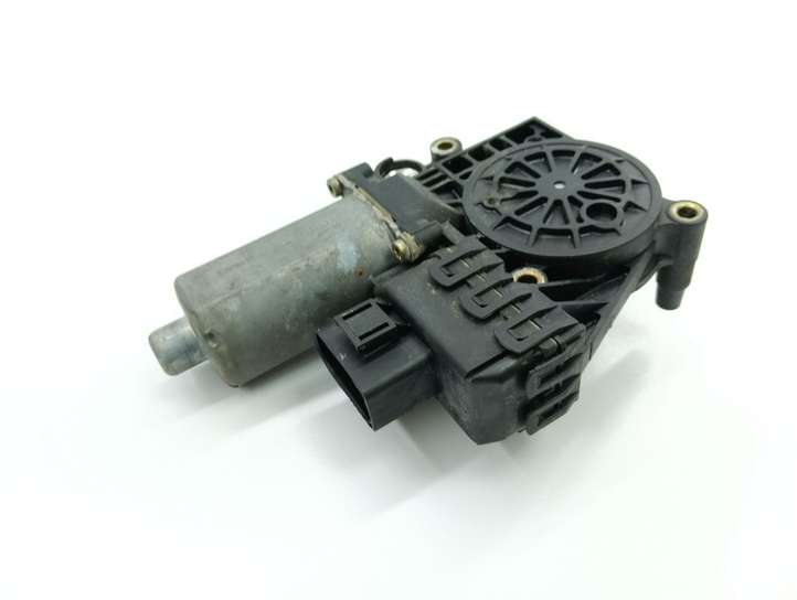 Audi A6 allroad (2000 - 2006)  0130821775 электродвигатель переднего стеклоподъемника