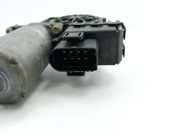 Audi A6 allroad (2000 - 2006)  0130821775 электродвигатель переднего стеклоподъемника
