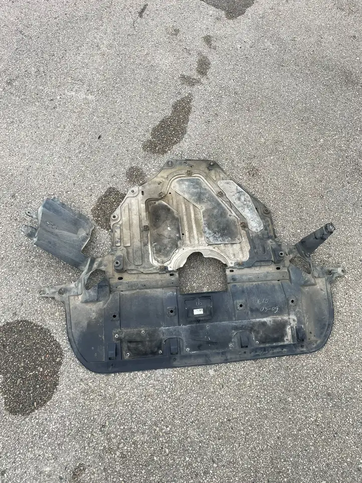 Honda CR-V (2012 - 2016) 74111-T1 Защита двигателя — фото 3
