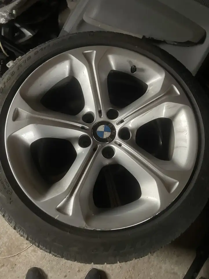 BMW X1 E84 (2009 - 2015) Легкосплавный колесный диск R18 — фото 1