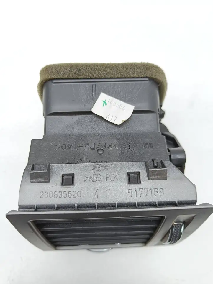 Opel Vectra C (2002 - 2005) 9177169 Боковой воздушный дефлектор — фото 8