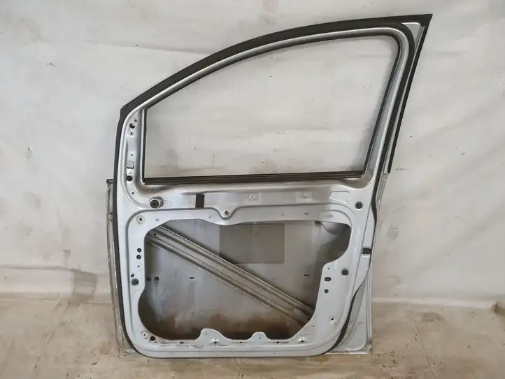 Volkswagen Touran I (2003 - 2010) Дверь — фото 2