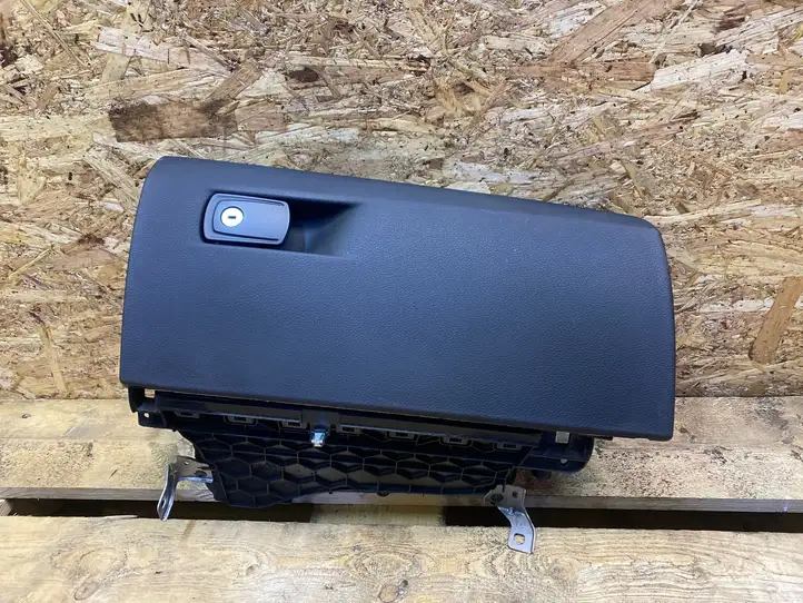 BMW 3 F30 F35 F31 (2012 - 2018) 9228283 Бардачок в сборе — фото 1