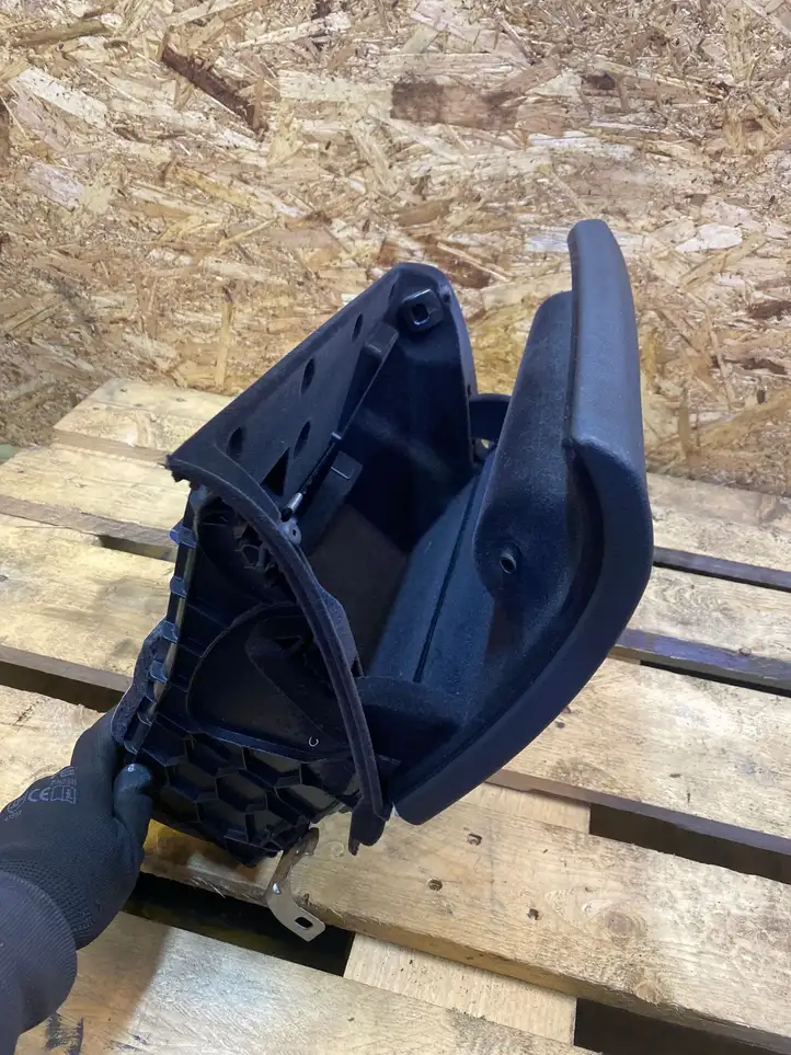 BMW 3 F30 F35 F31 (2012 - 2018) 9228283 Бардачок в сборе — фото 4