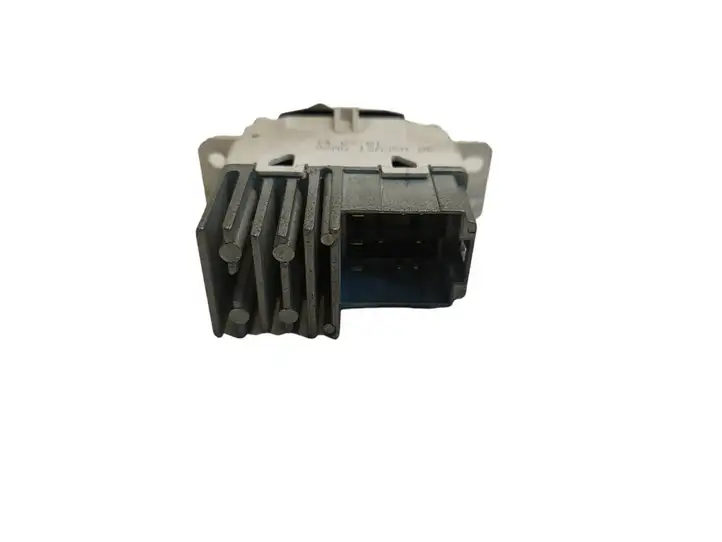 Ford Focus (1998 - 2004) 98AG13A350AE Включатель аварийных фонарей — фото 2
