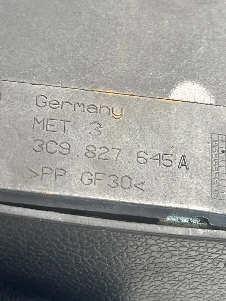 Volkswagen PASSAT B6 (2005 - 2010) 3C9827645A Замок крышки багажника — фото 4