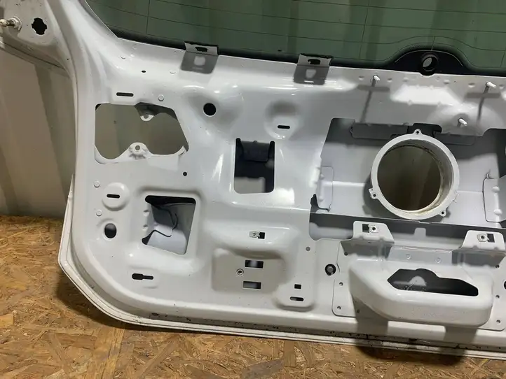 Volkswagen Golf VII (2013 - 2019) 5G9827173A Крышка багажника — фото 7