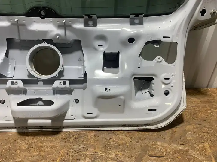 Volkswagen Golf VII (2013 - 2019) 5G9827173A Крышка багажника — фото 8