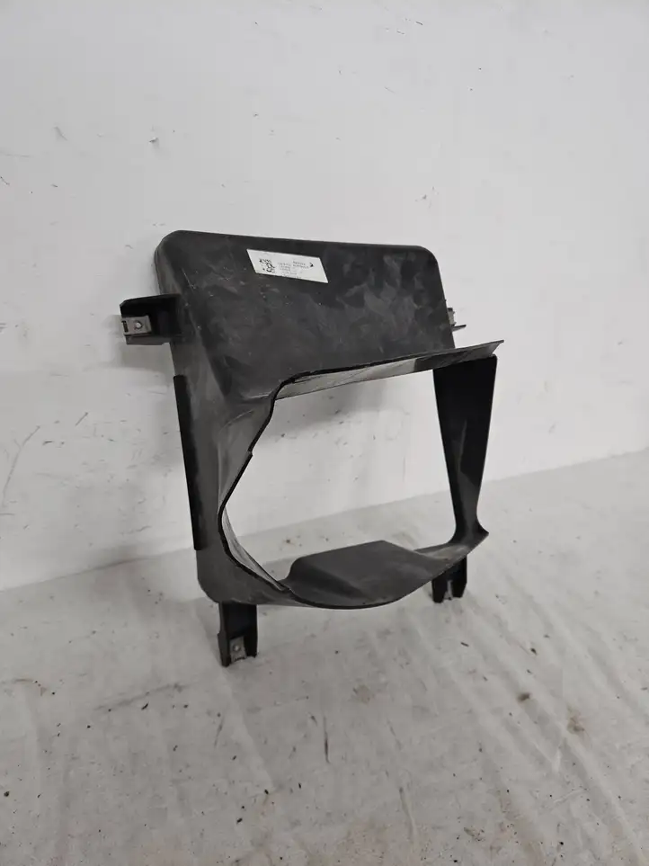 BMW X6 F16 (2014 - 2017) 8057305 Прочие внешние детали — фото 3