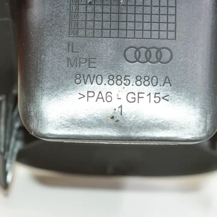 Audi A4 S4 B9 (2015 - 2019) 8W0885880A Прочие детали салона — фото 4