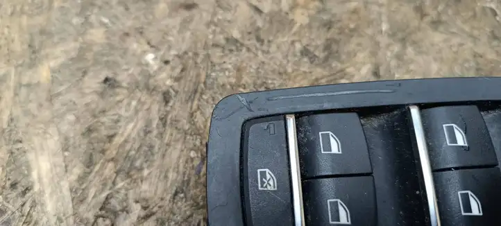 BMW 3 F30 F35 F31 (2012 - 2018) 9208110 Блок кнопок стеклоподъемников — фото 4