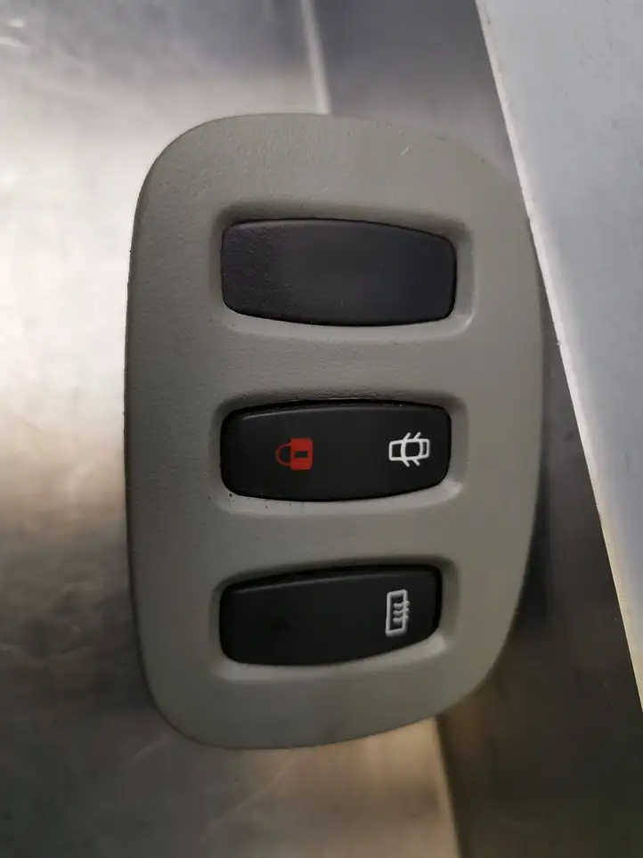 Renault Trafic II (X83) (2002 - 2014) 8200004612 Другие включатели / ручки/ переключатели — фото 1