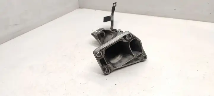 BMW 3 E46 (1998 - 2005) 22116754185 Кронштейн двигателя — фото 2