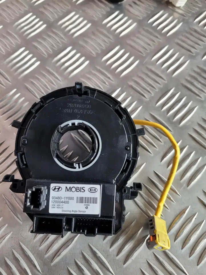 Kia Sportage (2014 - 2016) 934801Y000 Контактное кольцо SRS — фото 2