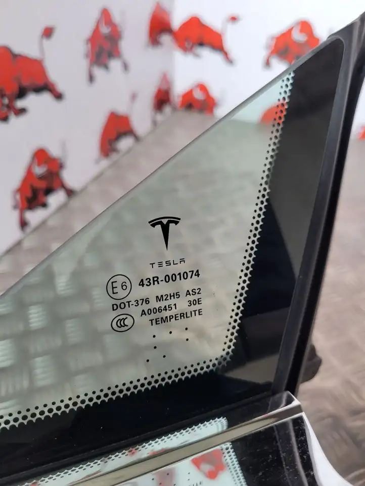 Tesla Model S (2016 - 2021) 104132100H Боковое зеркало с электроприводом — фото 5