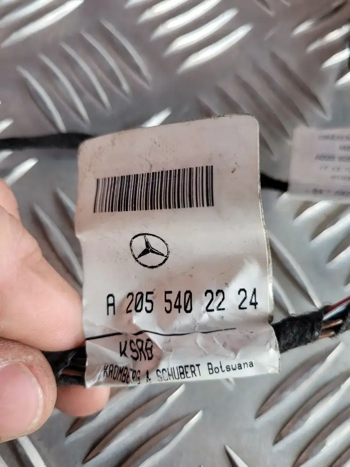 Mercedes-Benz C W205 (2014 - 2021) A2055402224 Прочая электропроводка — фото 2