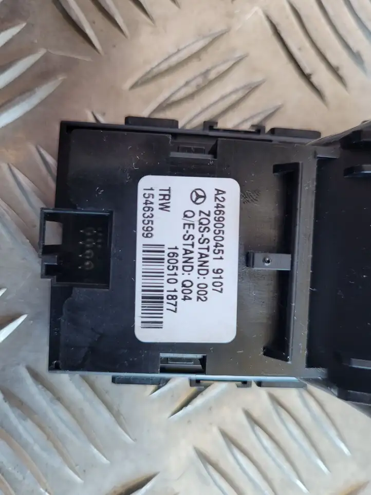 Mercedes-Benz GL X166 (2013 - 2019) A2469050451 Кнопка ручного тормоза — фото 5