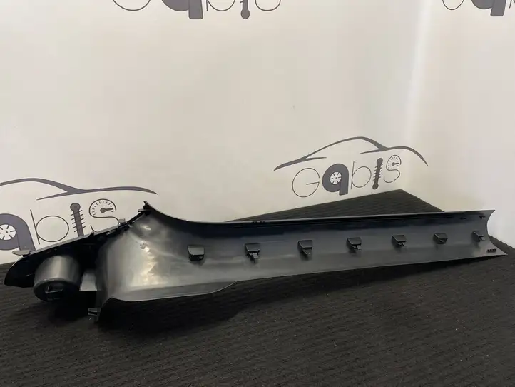 Audi A5 (2016 - ) 8w6853906B Внутренняя отделка переднего порога — фото 6