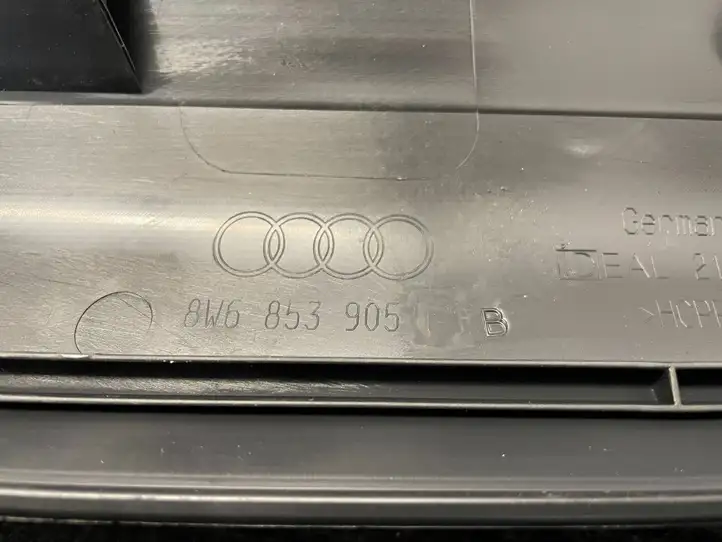 Audi A5 (2016 - ) 8W6853905B Внутренняя отделка переднего порога — фото 11