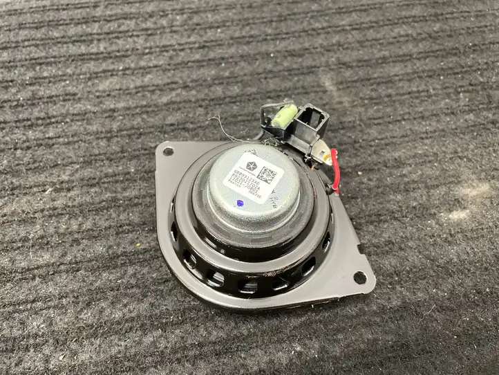 Dodge Ram (2018 - ) 68093123AD Динамик панели приборов — фото 4