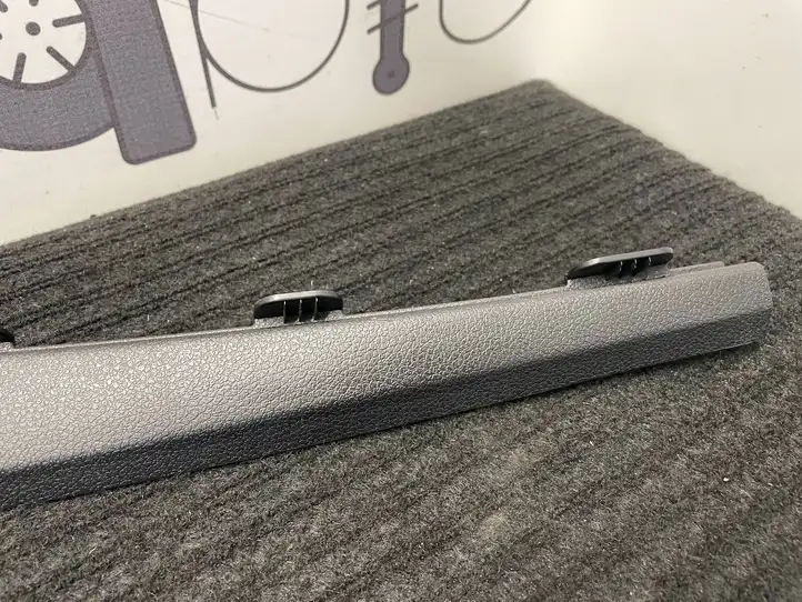 Porsche Macan (95B) (2014 - 2018) 95B868240A Обшивка стойки A — фото 2