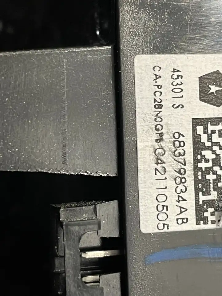 Dodge Ram (2018 - ) 641047160D Кнопки на рулевом колесе — фото 10